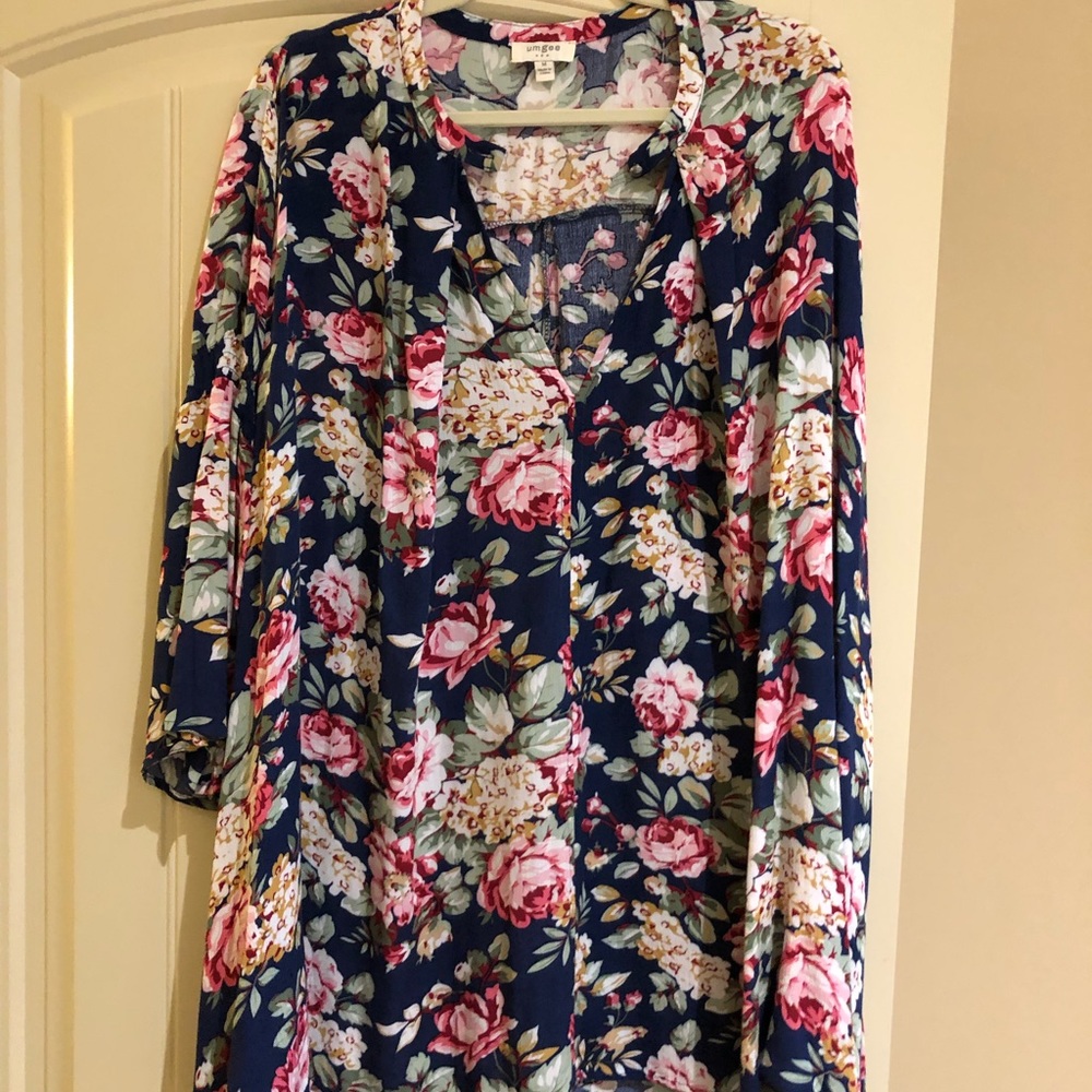 Floral top